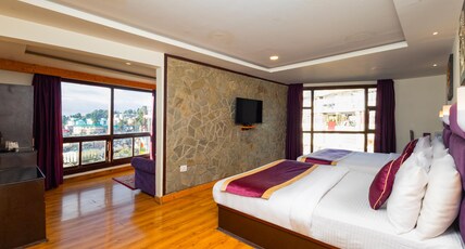 Sumitel Hotel 500 meters from Mall Road Room Type - Premium Family Room with Mountain View