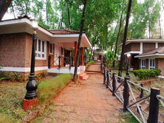 Krishna Sagar Holiday Resort - Sawantwadi - Tap to explore photos