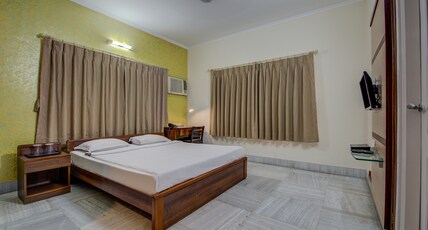 Dorota House | Room & Caretaker Room Type - Deluxe Room