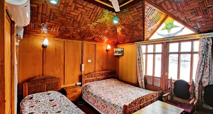 HOUSEBOAT KINGS PARADISE Room Type - Bedroom 3