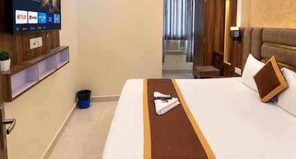 Shree Hari Kunj Room Type - Deluxe Window Room Shree Hari Kunj Room Type - Deluxe Window Room