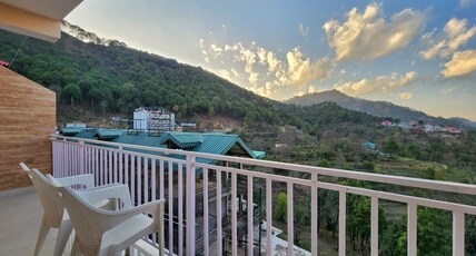 Hotel Mountain Shadow Room Type - Familly Suite Room