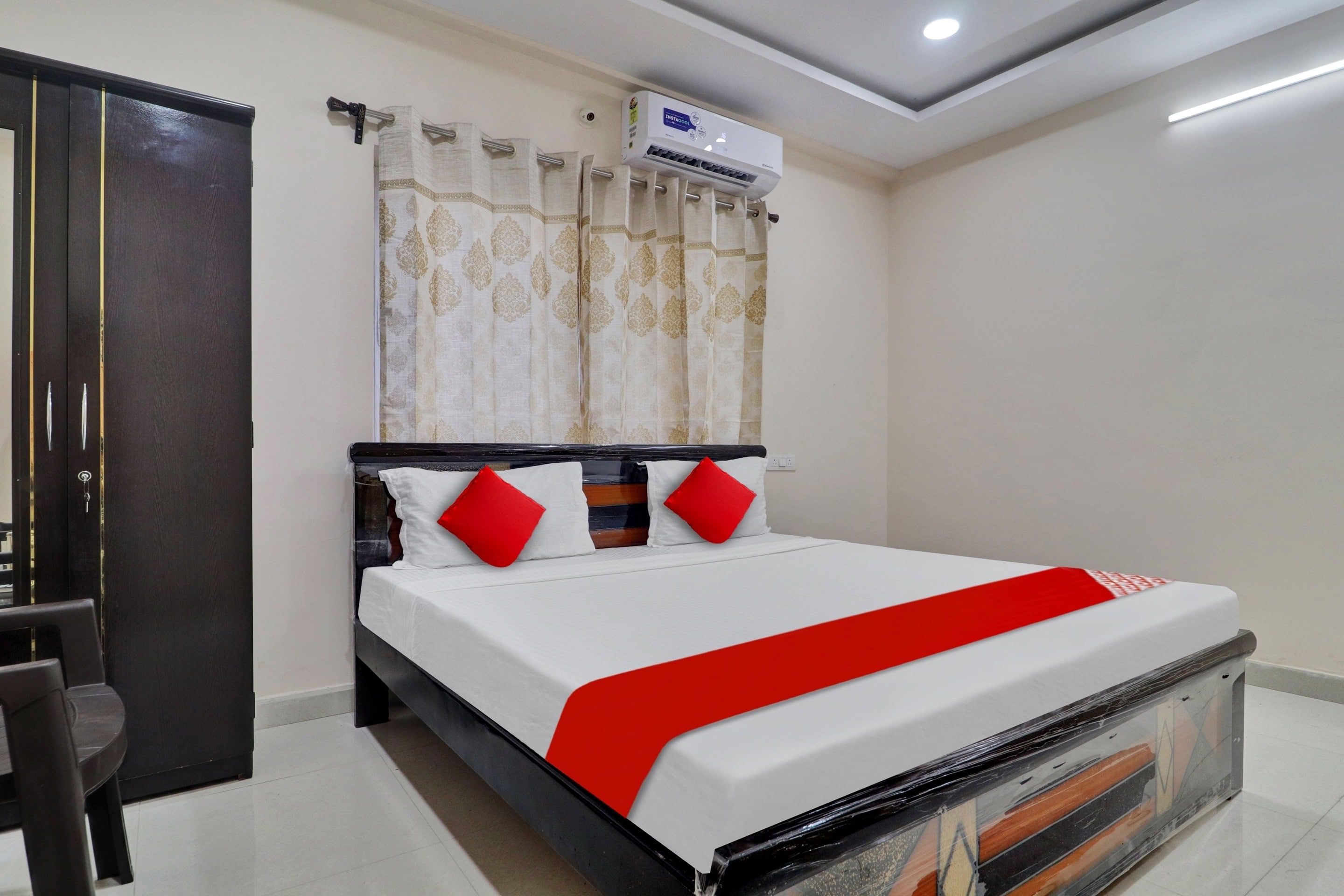 Hotel O Shri Ganesh Residency - Tap to explore photos