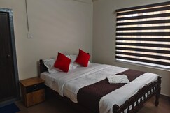 Nainas Residency