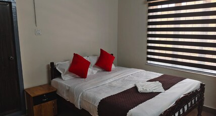 Nainas Residency Room Type - Triple Room (101)