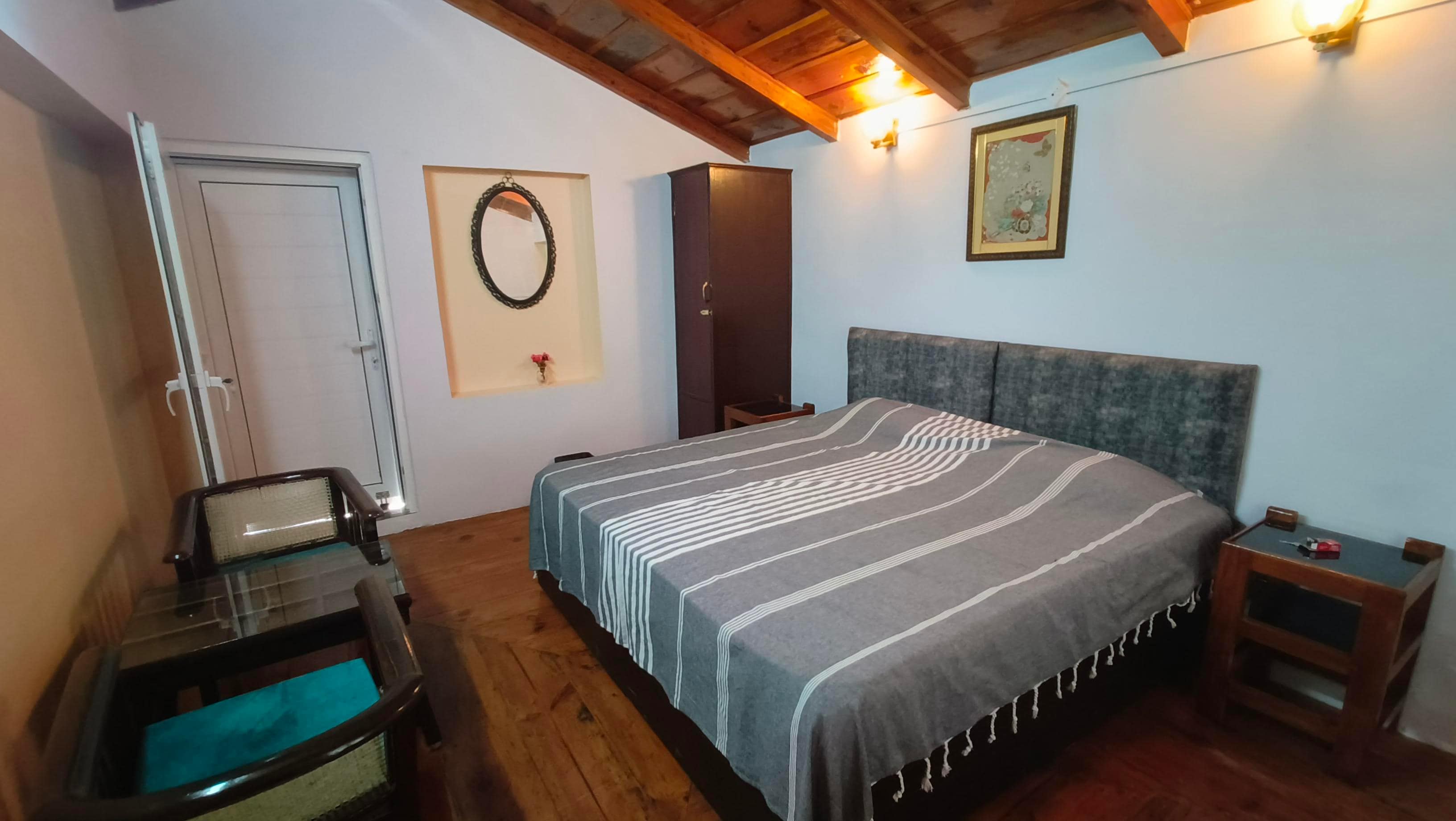 Fursat Homestay - Tap to explore photos