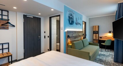 ibis Styles Hamburg-Barmbek Room Type - Modern family room with 1 double bed and 1 sofa bed (160  200 cm)