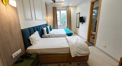Hotel Utsav Grand Room Type - Triple Bed Deluxe