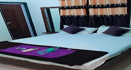Hotel Kaanha Dwarka Room Type - Deluxe Non AC Room