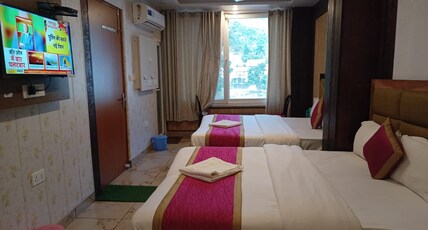 Hotel Laxman Jhula Inn Room Type - FAMILY ROOM 2nd floor