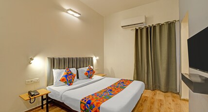 FabHotel White Ridge Shivam - Osmania University, Nallakunta Room Type - Deluxe Room