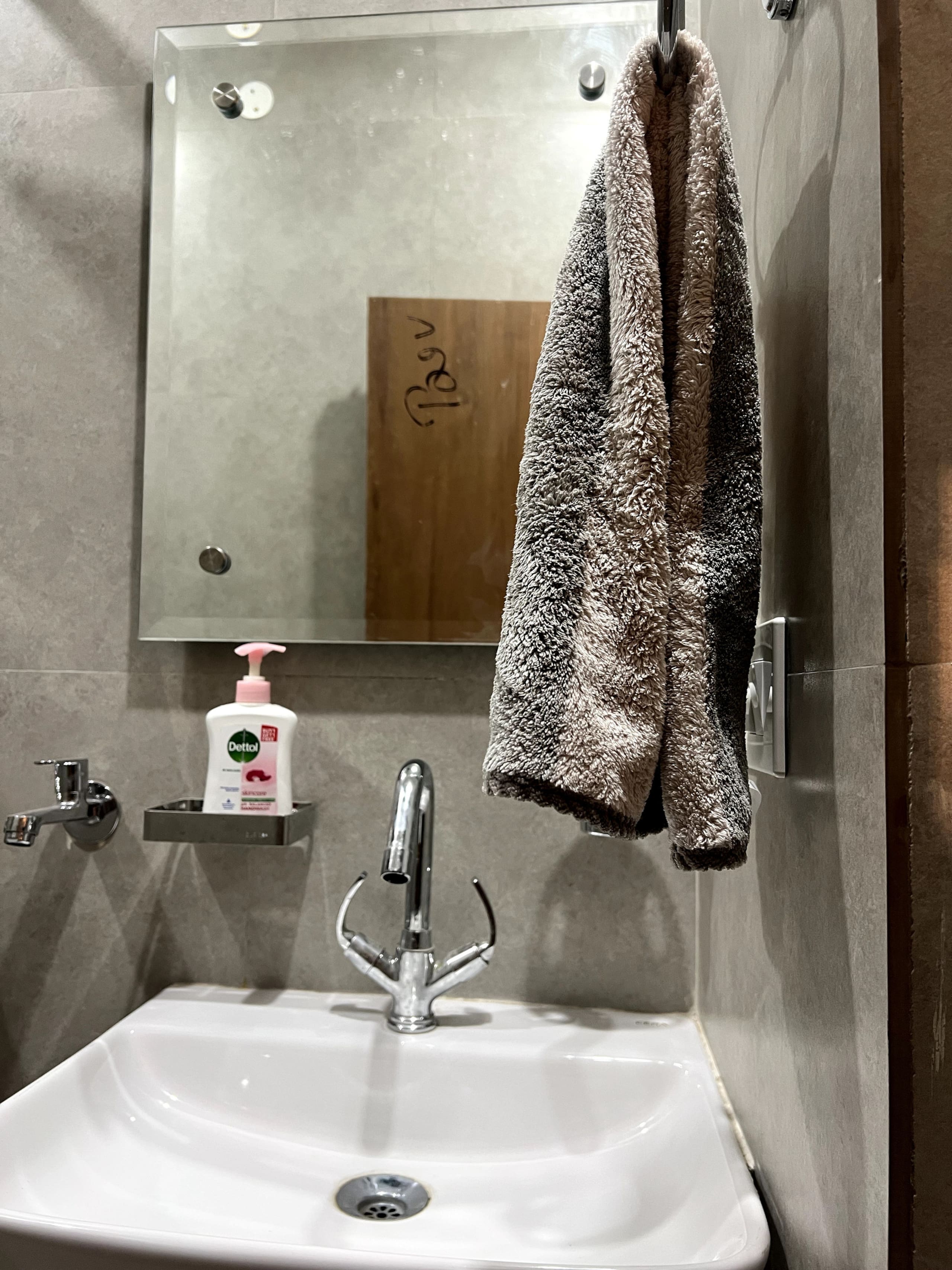 Family Friendly 3BHK The SafeHouse - Tap to explore photos