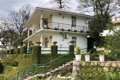 Home in the Hills | WIFI x View