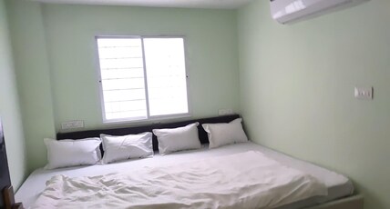 JAIN HOTEL SADHYA PALACE Room Type - Bedroom 17