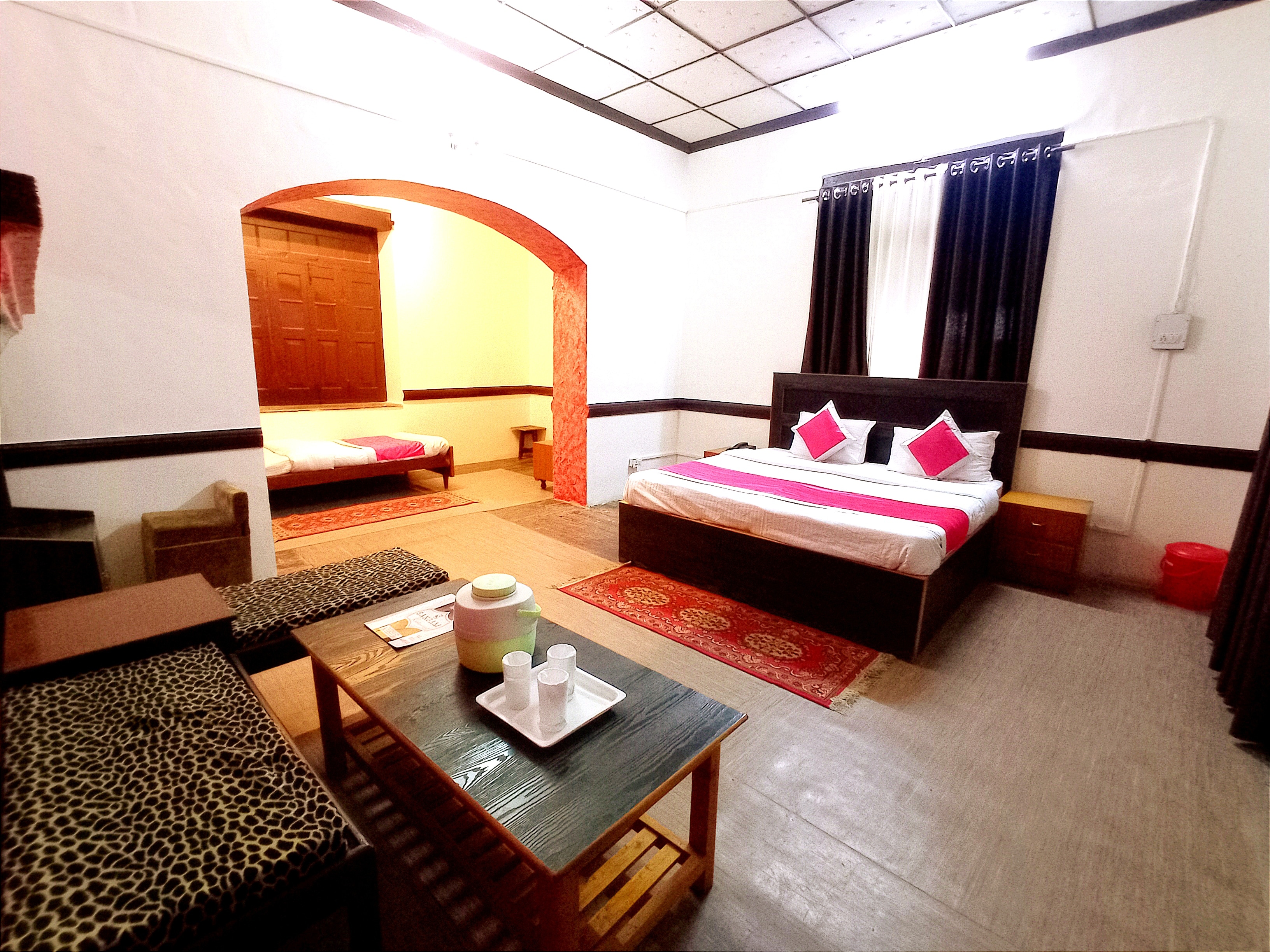 HOTEL HERITAGE - Tap to explore photos