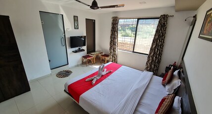Meera Vatika Room Type - Super Deluxe with Bathtub