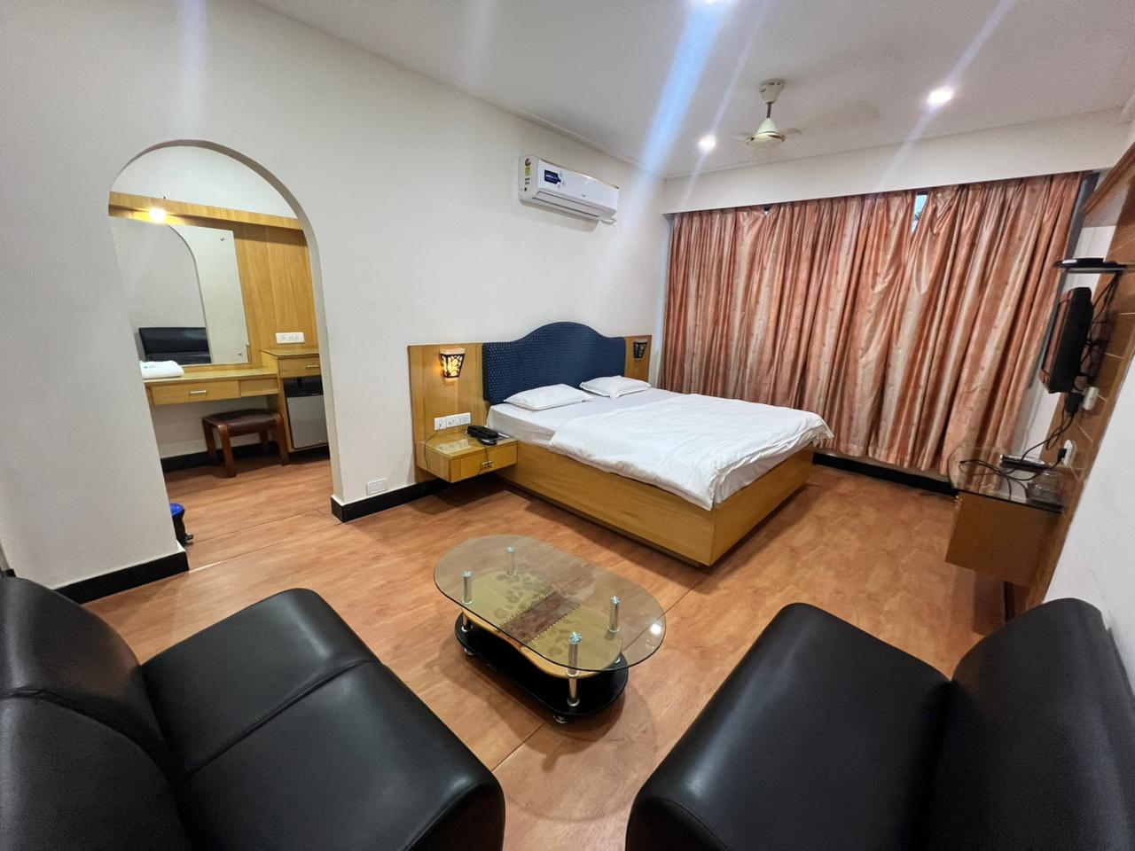 Varada Nagavali Hotel - Tap to explore photos