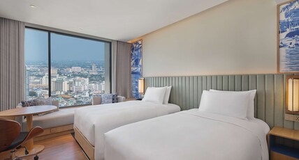 Hilton Garden Inn Bangkok Riverside Room Type - TWIN DELUXE ROOM CITY VIEW
