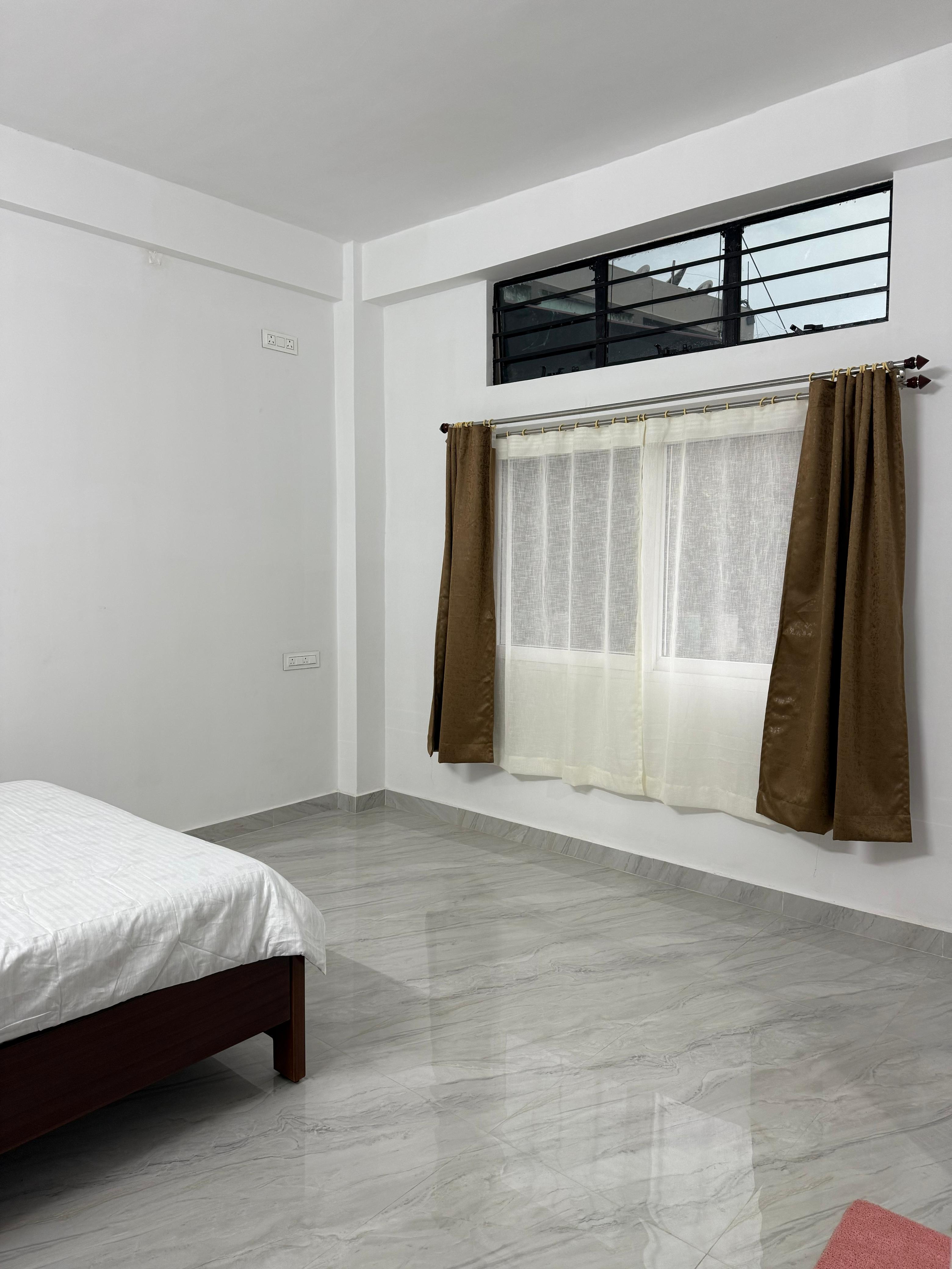 Modern 3BHK Near Bhutan Gate | Tinhenric's | Entire Property - Tap to explore photos