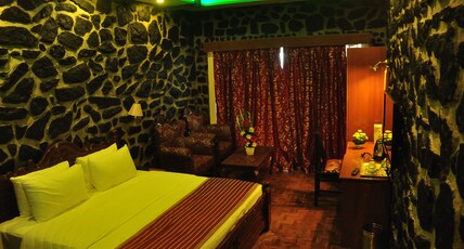 Hotel Jem Valley Room Type - Deluxe Room