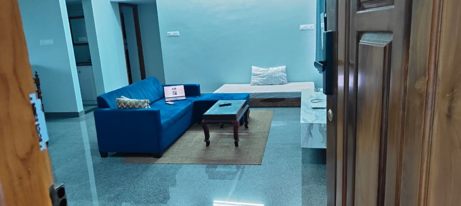 Isiri Service Apartment Unit 2 - Tap to explore photos