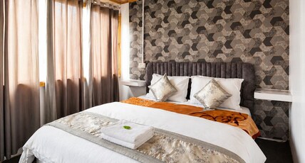 Blue Nest Cottage, Pangong Room Type - Private Cottage 600m from Lake