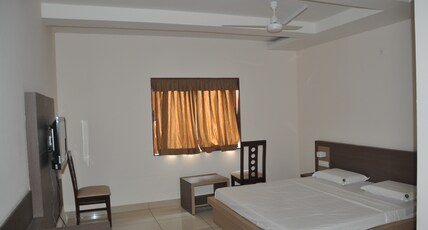 Shivaprasad Grand Room Type - NON AC Room