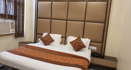 Hotel Klick International Room Type - Super Deluxe Double Room
