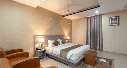 DLS Hotel Shiva Sanctuary and Spa Room Type - Deluxe Room Non-AC Non-View