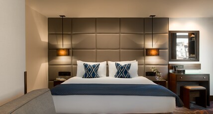 Montcalm Chilworth Townhouse Room Type - Club Double