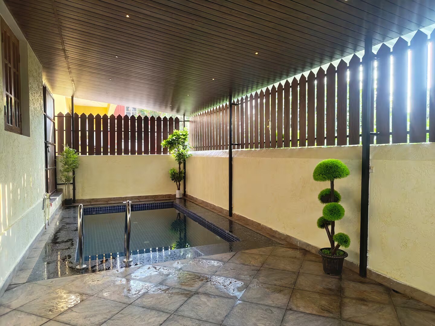 Villa La Vida Private Pool 3BHK in Benaulim - Tap to explore photos
