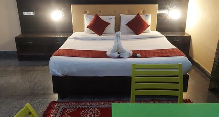 DOLPHIN RESORT & GUEST HOUSE Room Type - Deluxe Room without Balcony