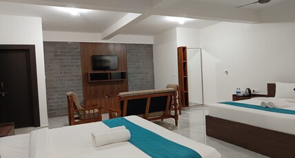 Jungle Hill Resort Room Type - Family AC Rooms