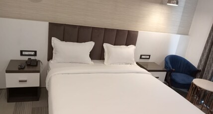 Hotel Kashi Pride Room Type - Excuitive Room
