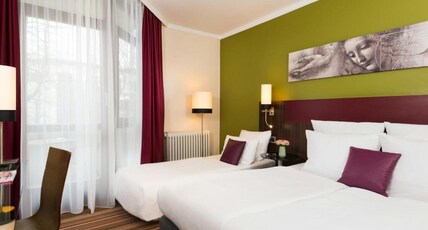 Leonardo Hotel & Residenz Munich Room Type - Comfort Triple Room Leonardo Hotel & Residenz Munich Room Type - Comfort Triple Room