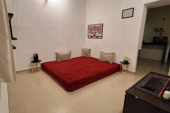 2 Bedroom Tenement With Free Wifi