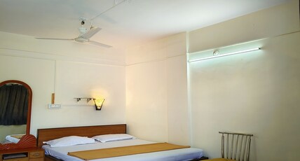 Hotel Vijay Palace Room Type - Standard AC Room