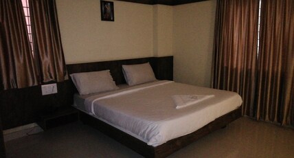 Dhaya Suite Room Type - Deluxe