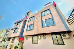 Hotel Grand Aana Inn