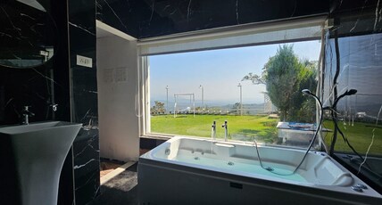 The Bohemian Casa Dehradun Room Type - Aqua Room WIth Jacuzzi