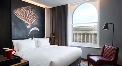 Radisson RED Hotel, Liverpool Room Type - Superior Room - St Georges View Radisson RED Hotel, Liverpool Room Type - Superior Room - St Georges View