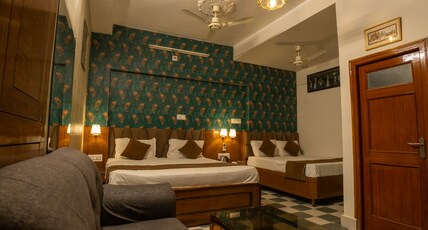 Hotel Bharat Niwas Room Type - Family Ac Room