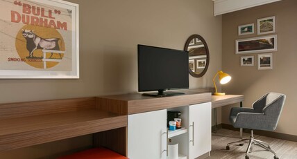 Hampton Inn by Hilton Kernersville Room Type - 2QN MOB HR ACC TUB  FRIDGE