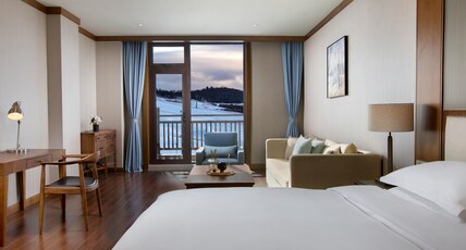 Swissotel Resort Changbaishan Room Type - Swiss Premier Family Suite with with 1 king Size Bed and 2 Sigle Size Beds, Mountain View Swissotel Resort Changbaishan Room Type - Swiss Premier Family Suite with with 1 king Size Bed and 2 Sigle Size Beds, Mountain View