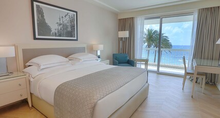 Movenpick Hotel Beirut Room Type - DELUXE KING SEA VIEW