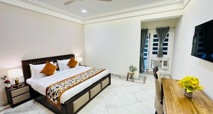 Gulmohar Residency Hauz khas Room Type - Deluxe Double Room