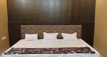 Rama Mithlesh homestay Room Type - AC  Room Triple Bed 2