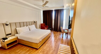 Hotel Pushp Villa Room Type - SUPER DELUXE ROOM
