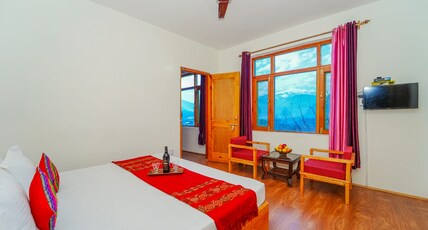 Barpa Cottage Manali Room Type - Family Suite with Private Balcony