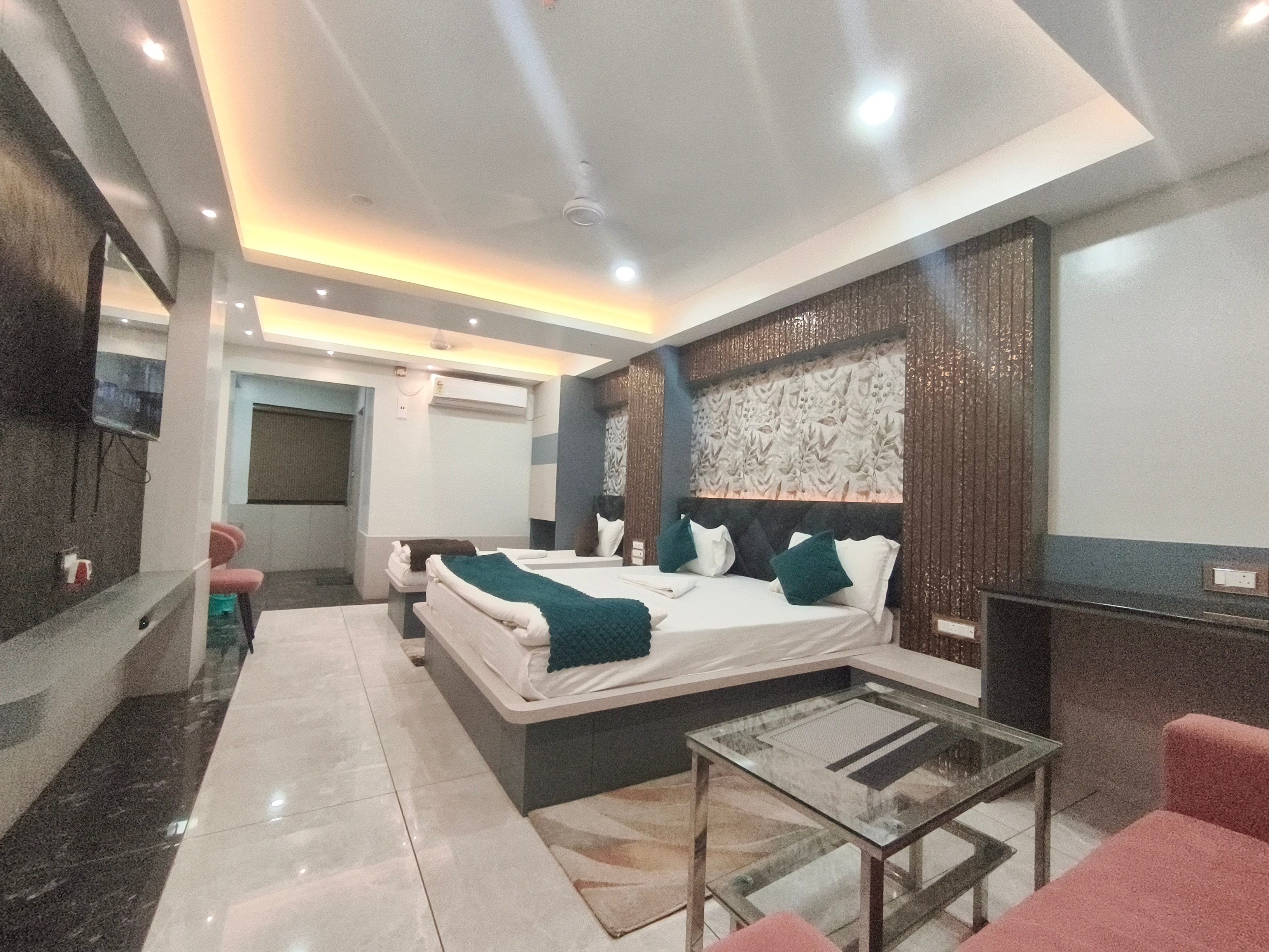Hotel Draupadi - Tap to explore photos